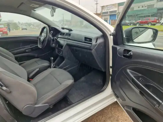 VOLKSWAGEN-SAVEIRO-2021