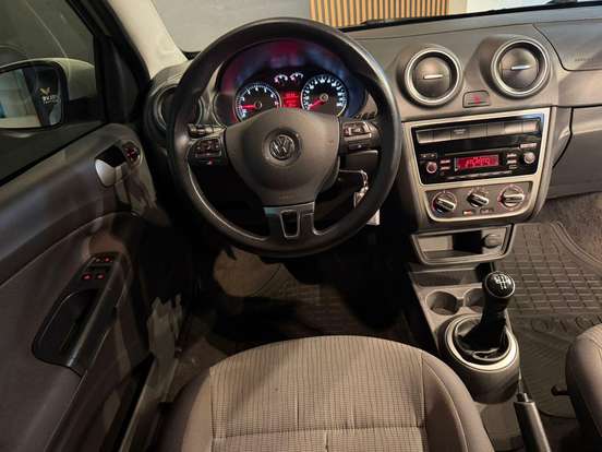 VOLKSWAGEN-SAVEIRO-2013