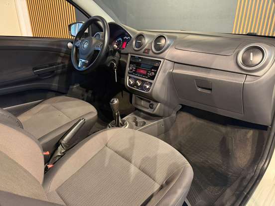 VOLKSWAGEN-SAVEIRO-1.6 MI CE 8V FLEX 2P MANUAL G.VI VOLKSWAGEN-SAVEIRO-2013