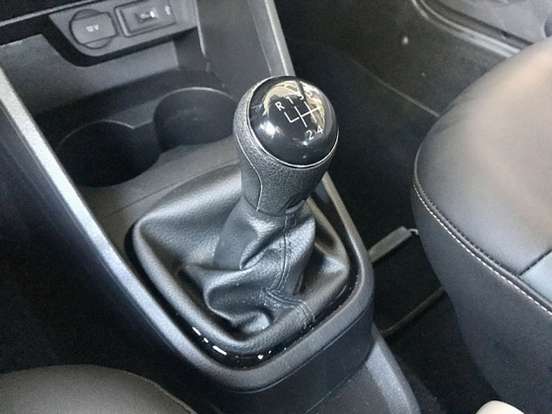 VOLKSWAGEN-SAVEIRO-2025