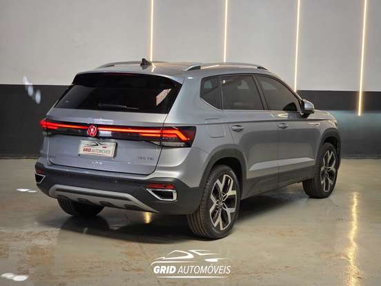 VOLKSWAGEN-TAOS-2025