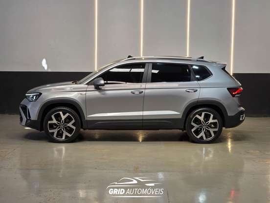 VOLKSWAGEN-TAOS-2025