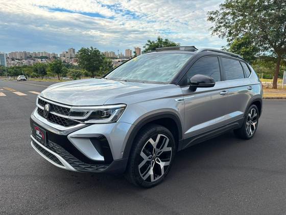 VOLKSWAGEN TAOS 1.4 250 TSI TOTAL FLEX HIGHLINE AUTOMÁTICO
