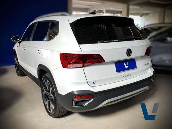 VOLKSWAGEN-TAOS-1.4 250 TSI TOTAL FLEX HIGHLINE AUTOMÁTICO VOLKSWAGEN-TAOS-2024