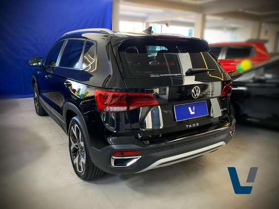 VOLKSWAGEN-TAOS-2024