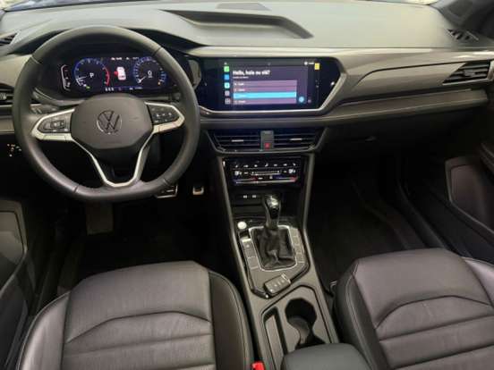 VOLKSWAGEN-TAOS-2025