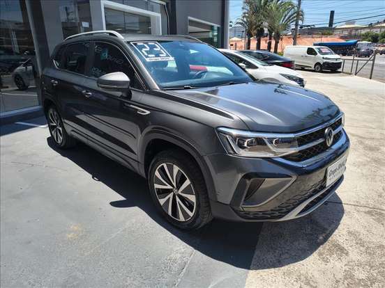 VOLKSWAGEN-TAOS-2022