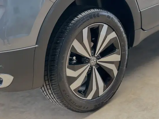 VOLKSWAGEN-T-CROSS-2021