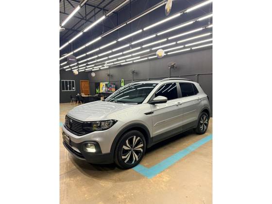 VOLKSWAGEN T-CROSS 1.0 200 TSI TOTAL FLEX AUTOMÁTICO