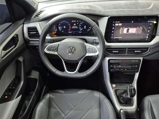 VOLKSWAGEN-T-CROSS-2024