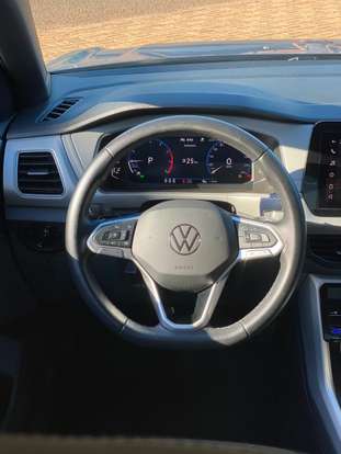 VOLKSWAGEN-T-CROSS-2025