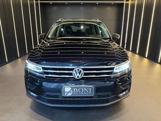 VOLKSWAGEN-TIGUAN-2018