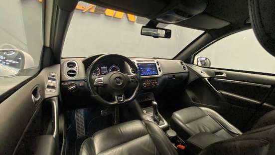 VOLKSWAGEN-TIGUAN-2013