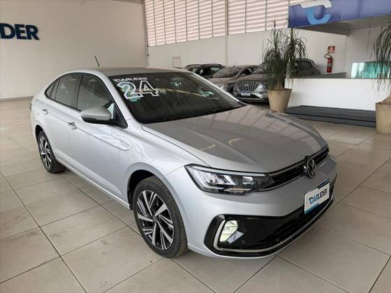 VOLKSWAGEN VIRTUS 1.0 200 TSI HIGHLINE AUTOMÁTICO