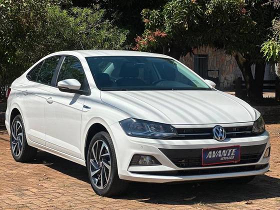 VOLKSWAGEN VIRTUS 1.0 200 TSI HIGHLINE AUTOMÁTICO