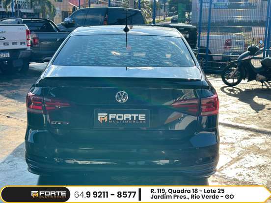 VOLKSWAGEN-VIRTUS-2020