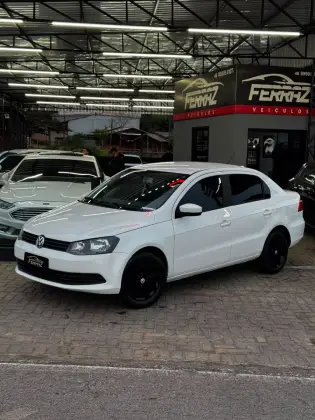 VOLKSWAGEN VOYAGE 1.0 MI COMFORTLINE 8V FLEX 4P MANUAL