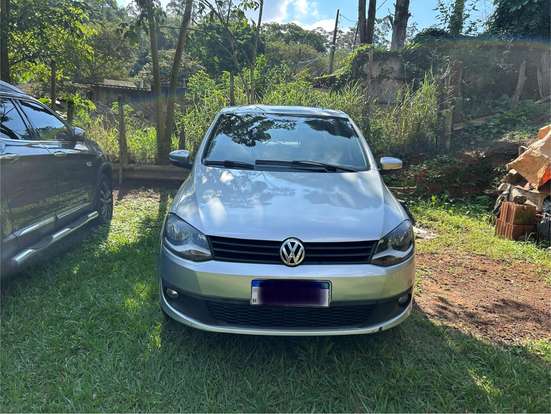 VOLKSWAGEN-FOX-2010