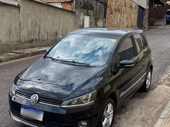 VOLKSWAGEN-FOX-1.6 MSI HIGHLINE 16V FLEX 4P MANUAL VOLKSWAGEN-FOX-2015