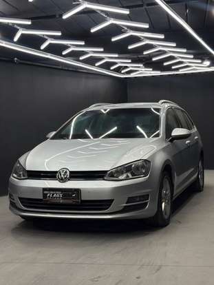 VOLKSWAGEN-GOLF-2015