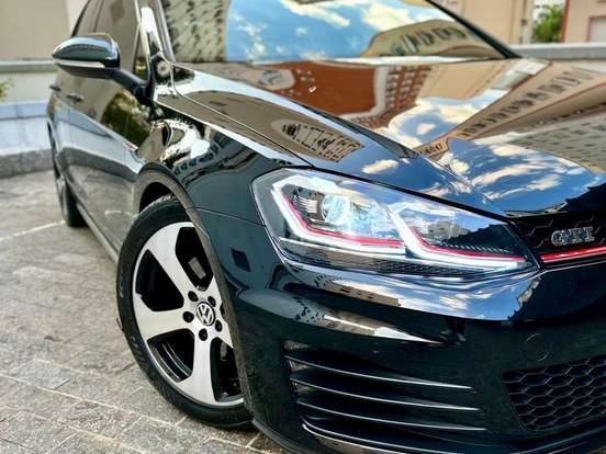 VOLKSWAGEN-GOLF-2.0 TSI GTI 16V TURBO GASOLINA 4P AUTOMÁTICO VOLKSWAGEN-GOLF-2017