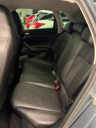 VOLKSWAGEN-POLO-1.0 170 TSI HIGHLINE AUTOMÁTICO VOLKSWAGEN-POLO-2023