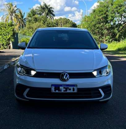 VOLKSWAGEN-POLO-2023