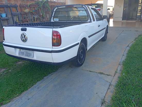 VOLKSWAGEN-SAVEIRO-1.8 MI CS 8V GASOLINA 2P MANUAL G.III VOLKSWAGEN-SAVEIRO-2001