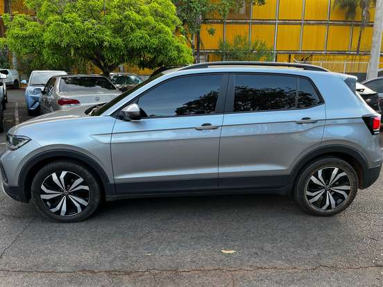 VOLKSWAGEN-T-CROSS-1.0 200 TSI TOTAL FLEX AUTOMÁTICO VOLKSWAGEN-T-CROSS-2024