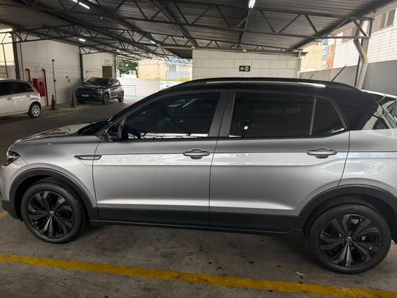 VOLKSWAGEN T-CROSS 1.0 200 TSI TOTAL FLEX THE TOWN AUTOMÁTICO