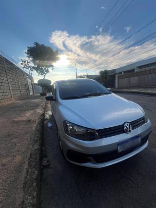 VOLKSWAGEN VOYAGE 1.0 12V MPI TOTALFLEX COMFORTLINE 4P MANUAL