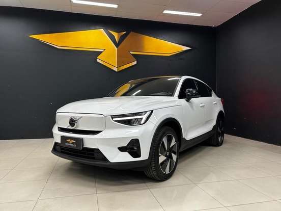 VOLVO-C40-2023
