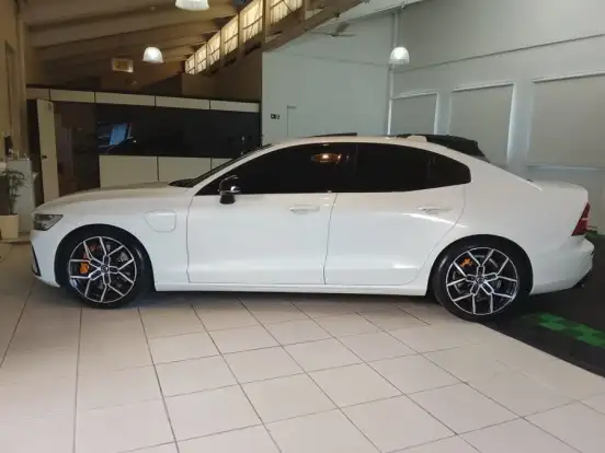 VOLVO-S60-2020