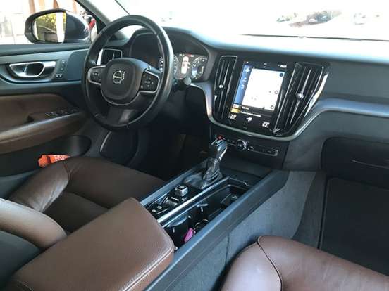 VOLVO-S60-2.0 T4 MOMENTUM GASOLINA 4P AUTOMÁTICO VOLVO-S60-2020
