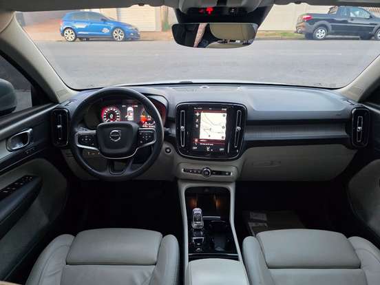 VOLVO-XC40-1.5 T5 RECHARGE INSCRIPTION GEARTRONIC VOLVO-XC40-2020
