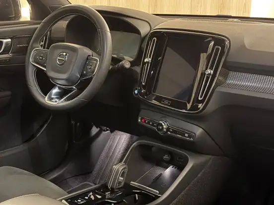 VOLVO-XC40-2.0 T5 GASOLINA EDIÇÃO ESPECIAL AWD GEARTRONIC VOLVO-XC40-2019