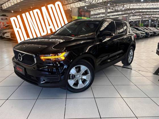 VOLVO XC40 2.0 T4 GASOLINA GEARTRONIC