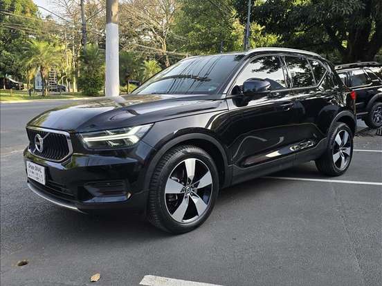 VOLVO-XC40-2.0 T4 GASOLINA MOMENTUM GEARTRONIC VOLVO-XC40-2019
