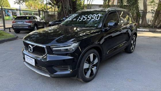 VOLVO XC40 2.0 T4 GASOLINA MOMENTUM GEARTRONIC