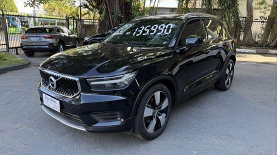 VOLVO-XC40-2019