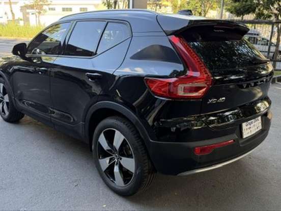 VOLVO-XC40-2.0 T4 GASOLINA MOMENTUM GEARTRONIC VOLVO-XC40-2019