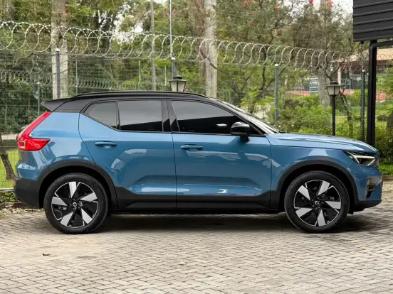 VOLVO-XC40-P6 RECHARGE ELECTRIC PLUS VOLVO-XC40-2023