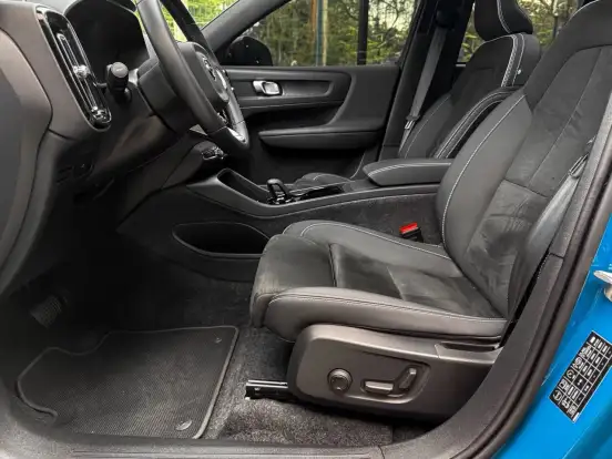 VOLVO-XC40-P6 RECHARGE ELECTRIC PLUS VOLVO-XC40-2023