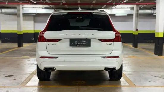 VOLVO-XC60-2018