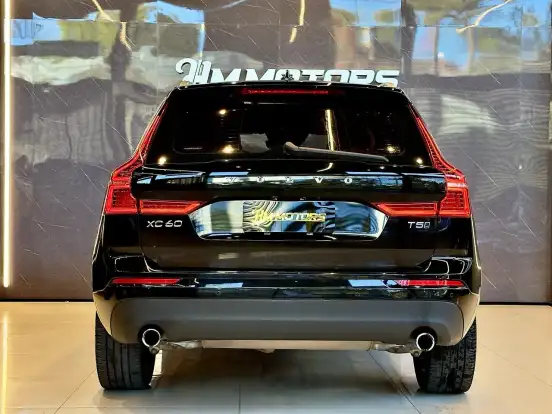 VOLVO-XC60-2019