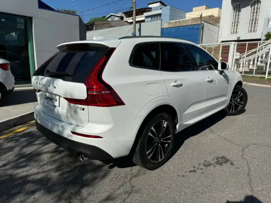 VOLVO-XC60-2019