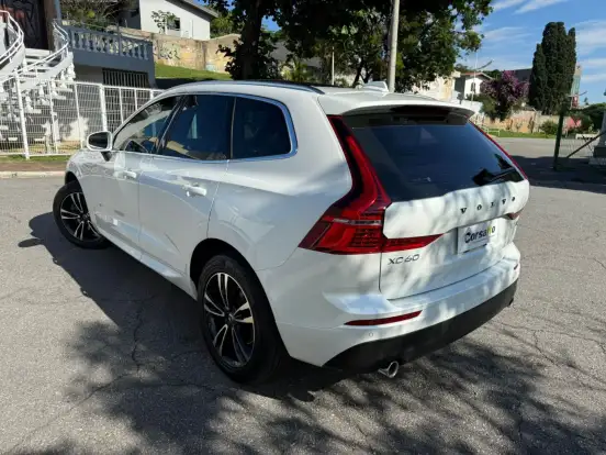 VOLVO-XC60-2019
