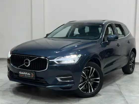 VOLVO XC60 2.0 T8 HYBRID MOMENTUM AWD GEARTRONIC