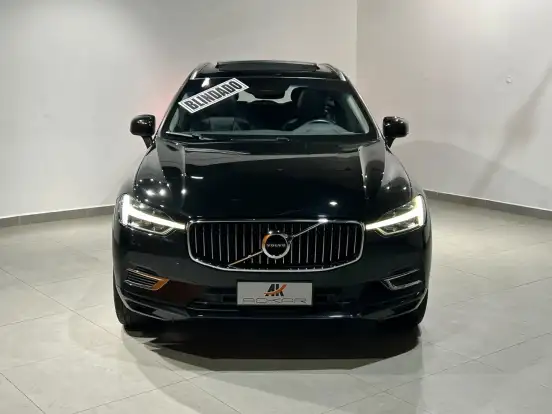 VOLVO-XC60-2021