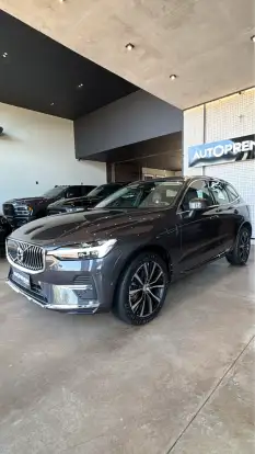 VOLVO-XC60-2022